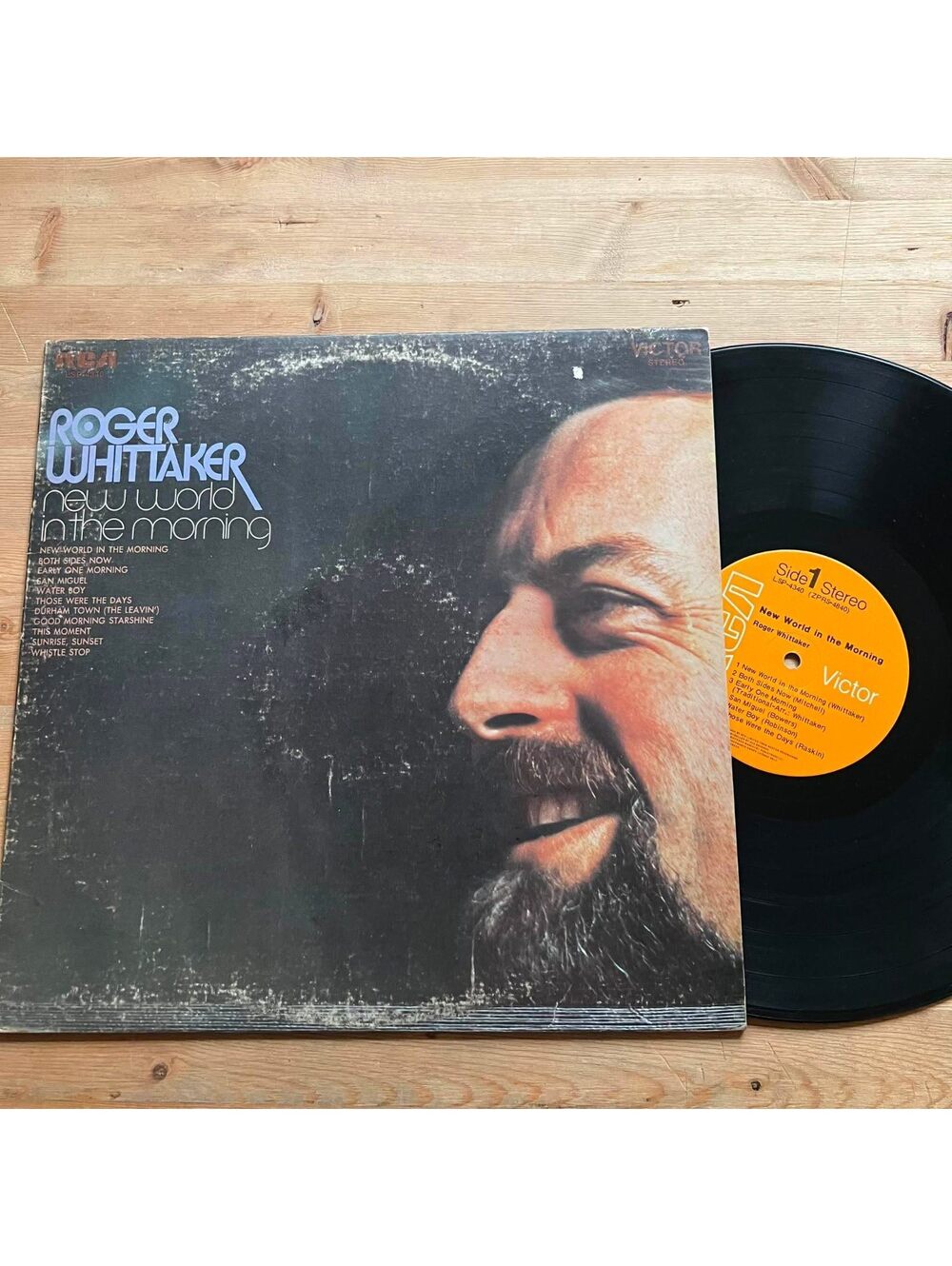 Roger Whittaker - New World in the Morning 33rpm VG+ VR22